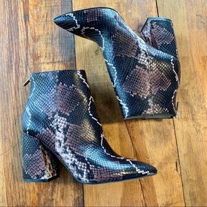 Vince Camuto Faux Snakeskin Leather Boots 6.5 NEW